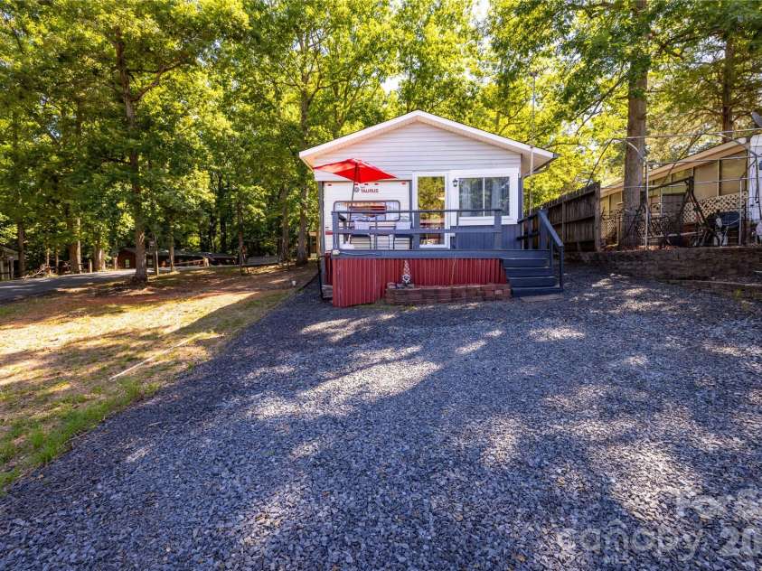110 & 112 Laurel Ridge Ridge, Mount Gilead, NC 27306.  MLS# CAR4389650, YatesRealty ID 28729. 
