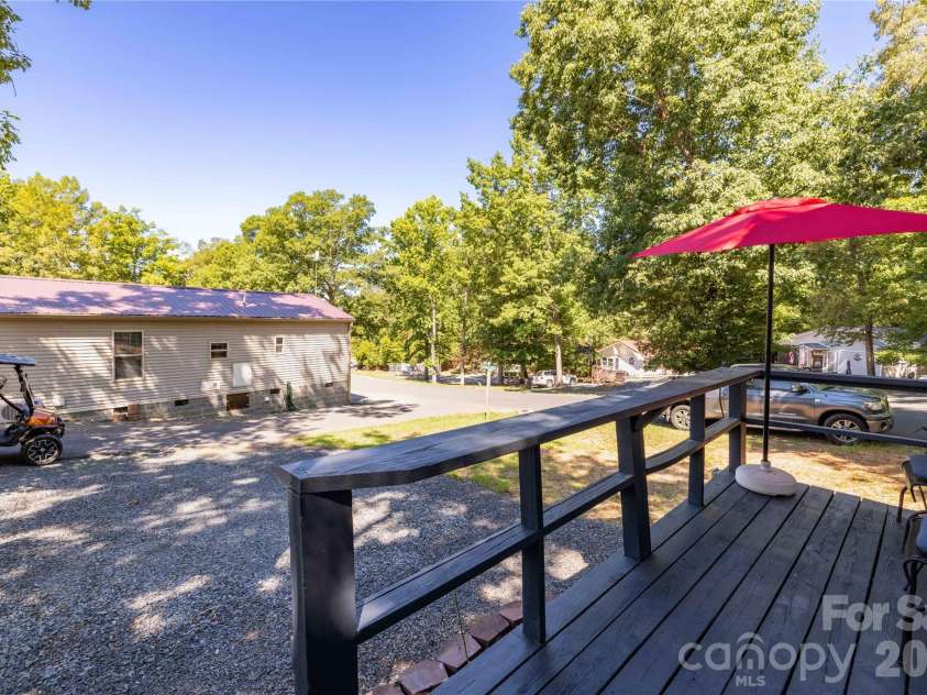 110 & 112 Laurel Ridge Ridge, Mount Gilead, NC 27306.  MLS# CAR4389650, YatesRealty ID 28729. 