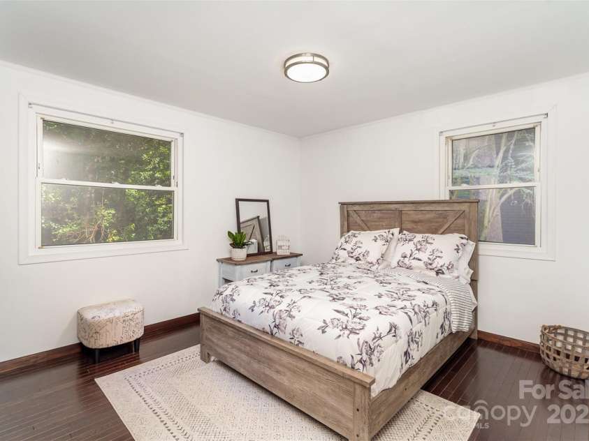 3331 Eastwood Drive, Charlotte, NC 28205.  MLS# CAR4259159, YatesRealty ID 2873. 