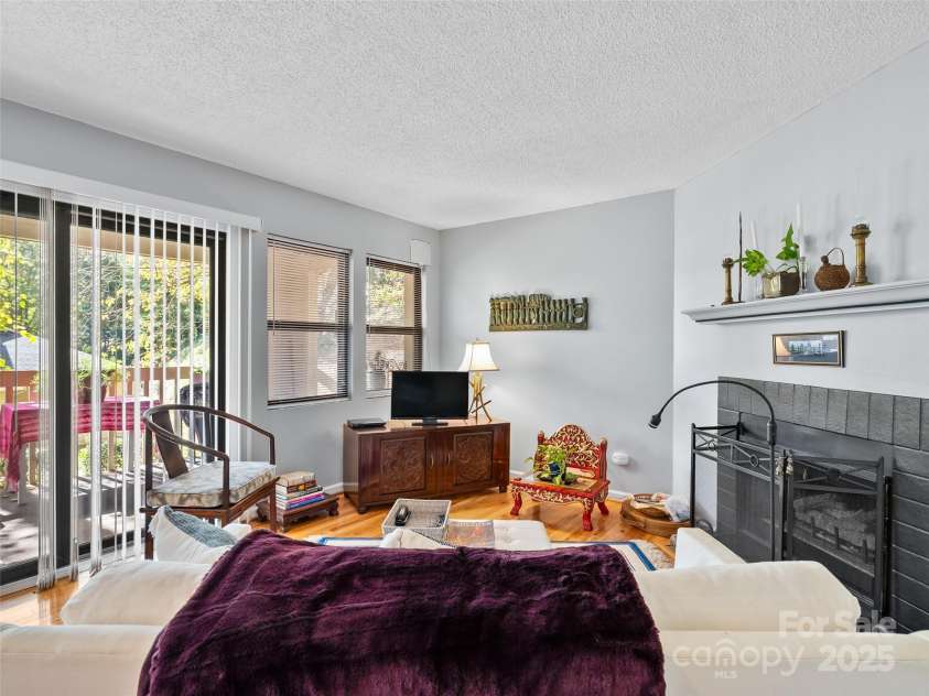 3901 Trinity Court, Asheville, NC 28805.  MLS# CAR4316157, YatesRealty ID 2873. 
