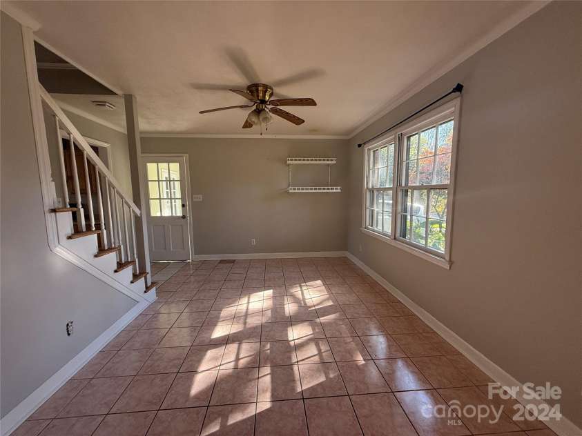 5813 Allenstown Drive, Charlotte, NC 28215.  MLS# CAR4194405, YatesRealty ID 2873. 