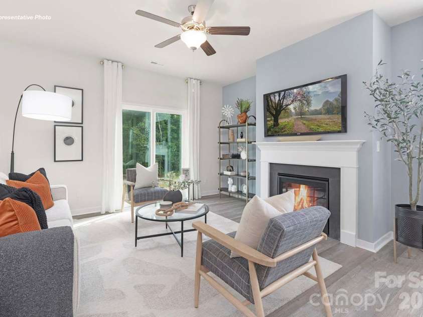 5121 Parker Forest Road, Charlotte, NC 28215.  MLS# CAR4390941, YatesRealty ID 28732. 