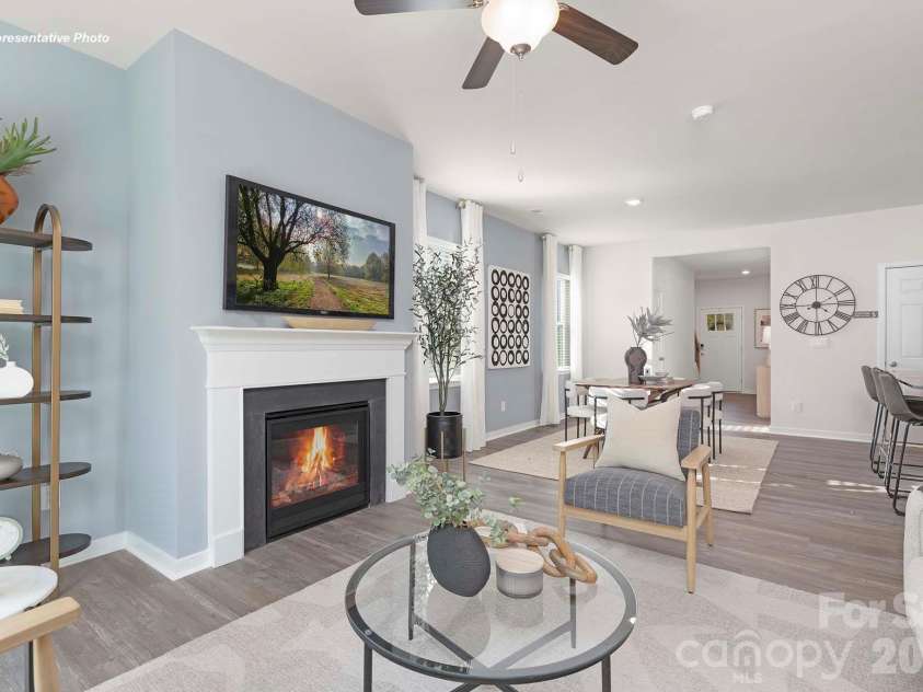 5121 Parker Forest Road, Charlotte, NC 28215.  MLS# CAR4390941, YatesRealty ID 28732. 