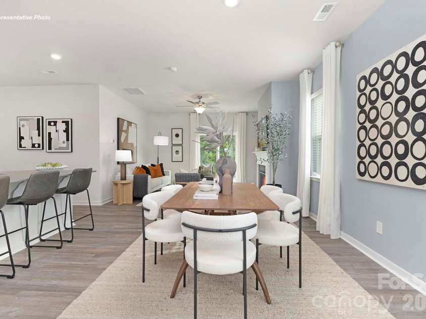 5121 Parker Forest Road, Charlotte, NC 28215.  MLS# CAR4390941, YatesRealty ID 28732. 