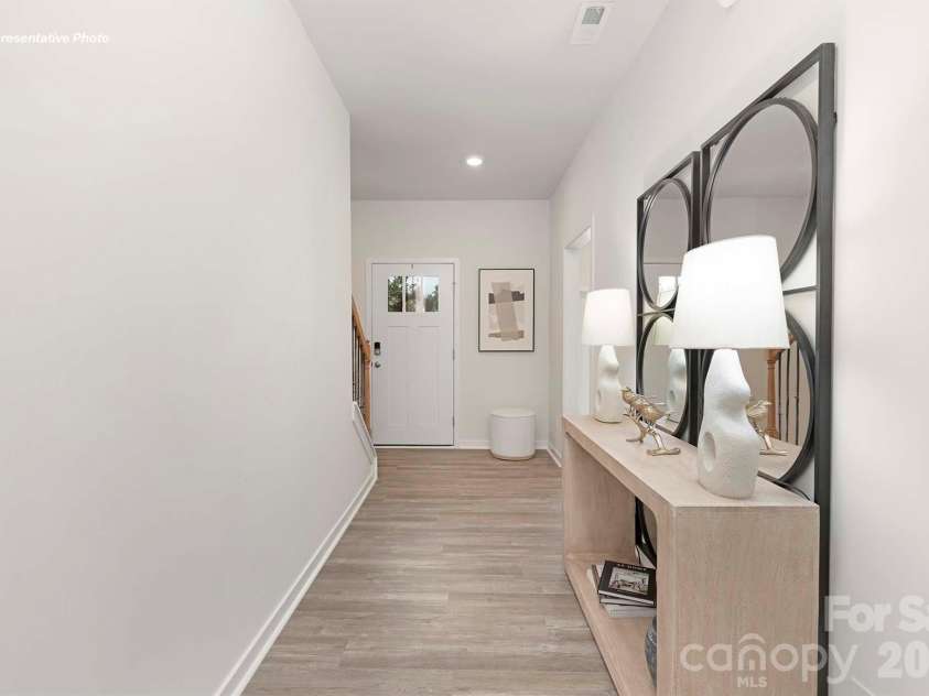 5121 Parker Forest Road, Charlotte, NC 28215.  MLS# CAR4390941, YatesRealty ID 28732. 