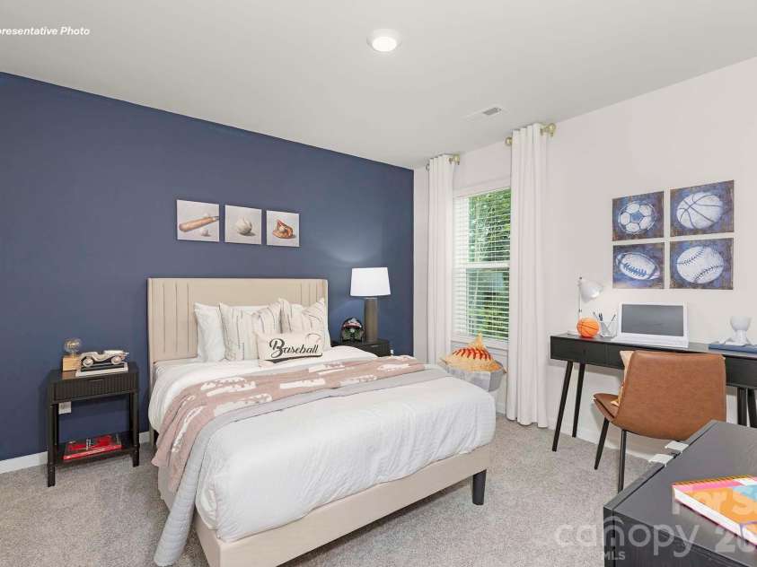 5121 Parker Forest Road, Charlotte, NC 28215.  MLS# CAR4390941, YatesRealty ID 28732. 