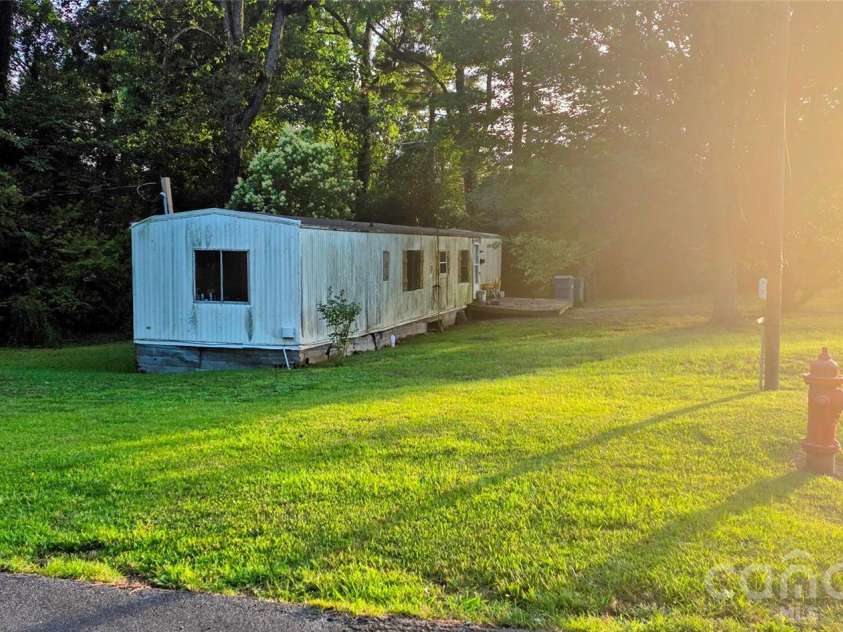 116 Fairground Avenue, Troy, NC 27371.  MLS# CAR4390639, YatesRealty ID 28733. 