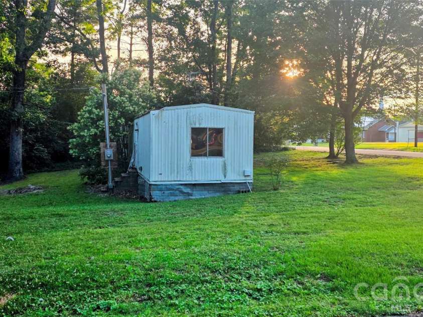 116 Fairground Avenue, Troy, NC 27371.  MLS# CAR4390639, YatesRealty ID 28733. 