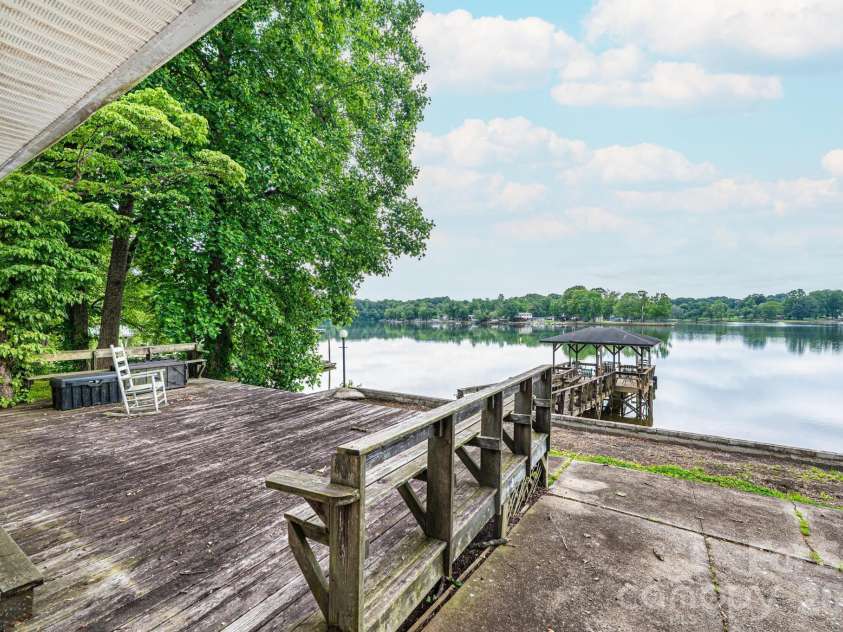 4566 Windward Lane, Catawba, NC 28609.  MLS# CAR4390926, YatesRealty ID 28734. 