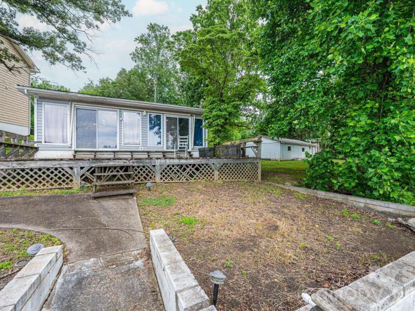 4566 Windward Lane, Catawba, NC 28609.  MLS# CAR4390926, YatesRealty ID 28734. 