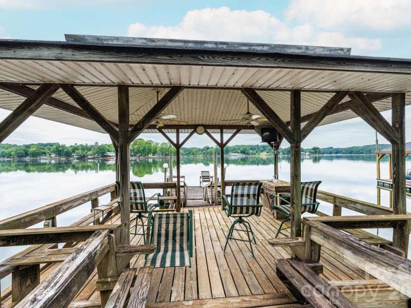 4566 Windward Lane, Catawba, NC 28609.  MLS# CAR4390926, YatesRealty ID 28734. 