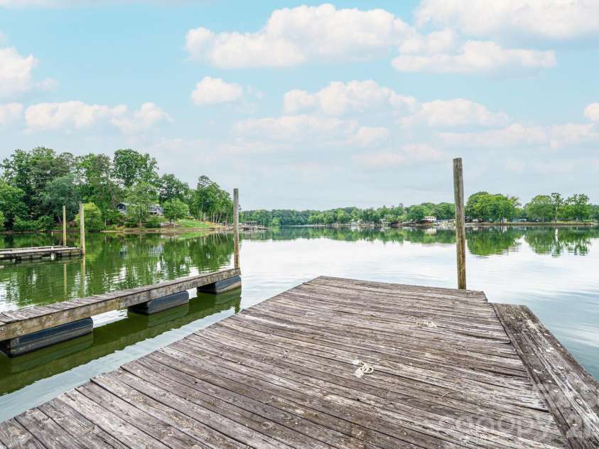 4566 Windward Lane, Catawba, NC 28609.  MLS# CAR4390926, YatesRealty ID 28734. 