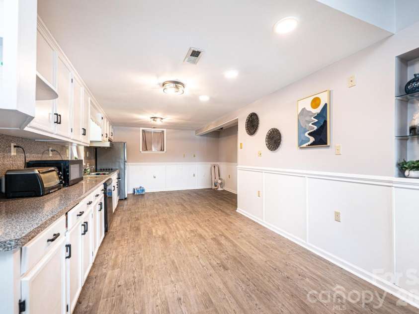4566 Windward Lane, Catawba, NC 28609.  MLS# CAR4390926, YatesRealty ID 28734. 