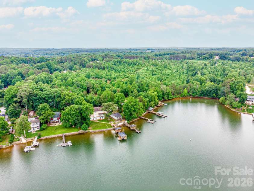 4566 Windward Lane, Catawba, NC 28609.  MLS# CAR4390926, YatesRealty ID 28734. 