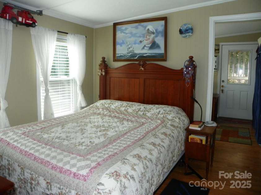 218 Cardinal Drive, New London, NC 28127.  MLS# CAR4284744, YatesRealty ID 28735. 