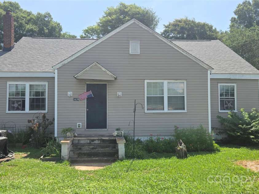 3418 York Highway, Gastonia, NC 28052.  MLS# CAR4272438, YatesRealty ID 28736. 