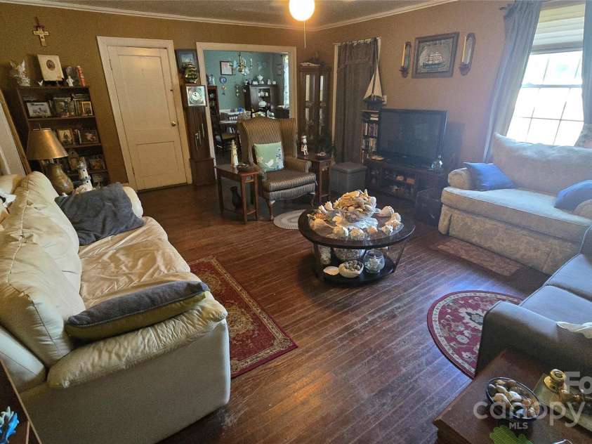 3418 York Highway, Gastonia, NC 28052.  MLS# CAR4272438, YatesRealty ID 28736. 