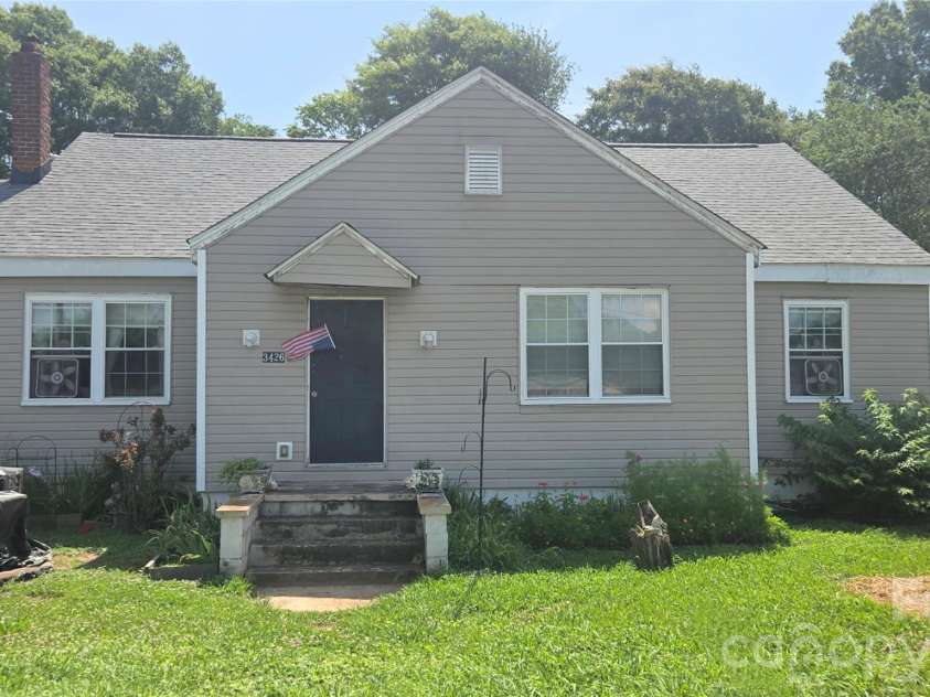 3418 York Highway, Gastonia, NC 28052.  MLS# CAR4272438, YatesRealty ID 28736. 