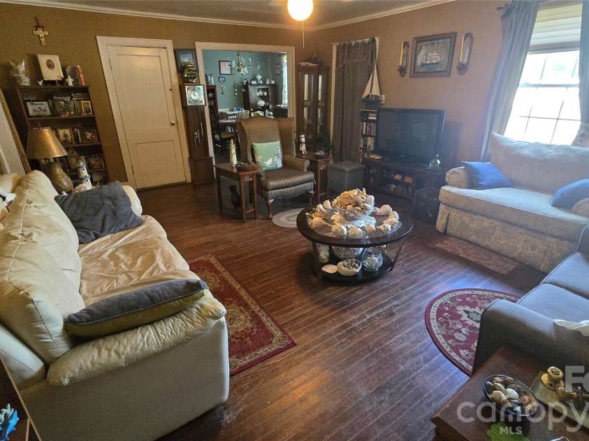 3418 York Highway, Gastonia, NC 28052.  MLS# CAR4272438, YatesRealty ID 28736. 