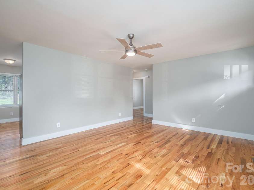 412 Forest Drive, Maiden, NC 28650.  MLS# CAR4389882, YatesRealty ID 28737. Den