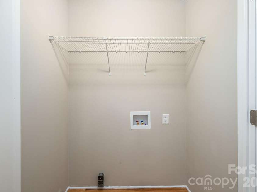 412 Forest Drive, Maiden, NC 28650.  MLS# CAR4389882, YatesRealty ID 28737. Laundry