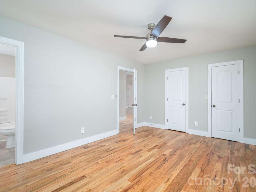 412 Forest Drive, Maiden, NC 28650.  MLS# CAR4389882, YatesRealty ID 28737. Primary Bedroom
