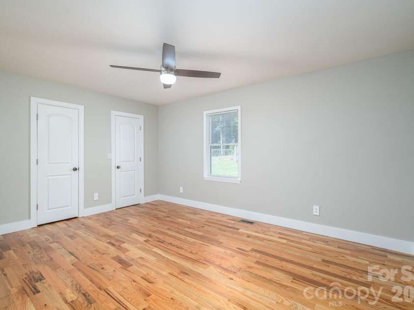 412 Forest Drive, Maiden, NC 28650.  MLS# CAR4389882, YatesRealty ID 28737. Primary Bedroom