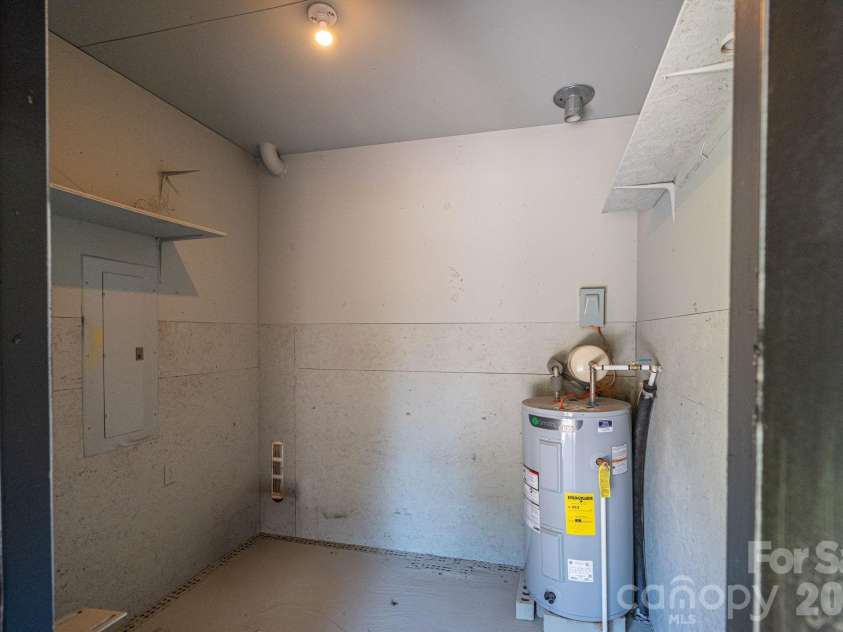 412 Forest Drive, Maiden, NC 28650.  MLS# CAR4389882, YatesRealty ID 28737. Utility Room