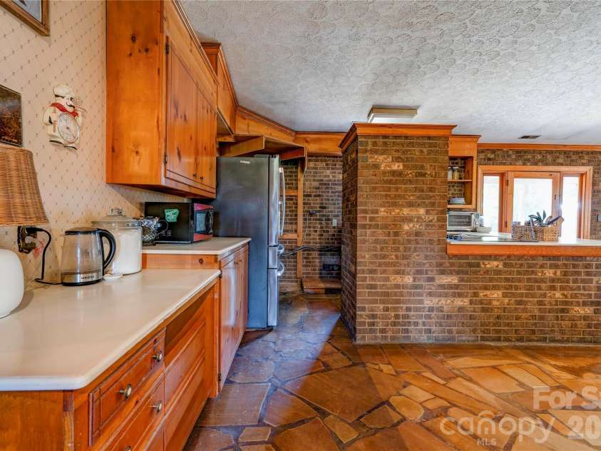 1419 Melrose Drive, Shelby, NC 28152.  MLS# CAR4390239, YatesRealty ID 28739. Kitchen
