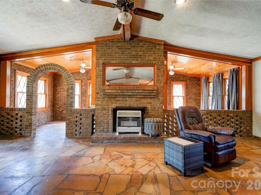 1419 Melrose Drive, Shelby, NC 28152.  MLS# CAR4390239, YatesRealty ID 28739. Living Room