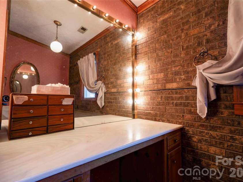 1419 Melrose Drive, Shelby, NC 28152.  MLS# CAR4390239, YatesRealty ID 28739. Primary Vanity