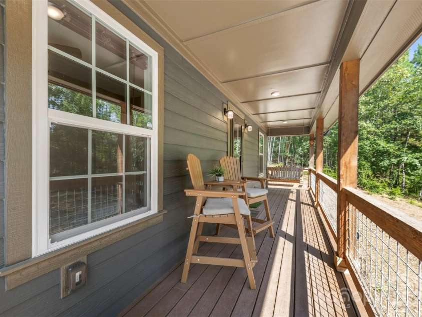 8333 Catawba Cove Drive, Belmont, NC 28012.  MLS# CAR4278915, YatesRealty ID 28739. 