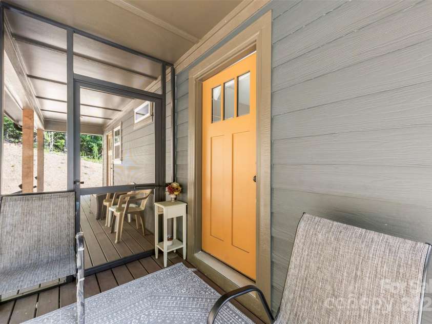 8333 Catawba Cove Drive, Belmont, NC 28012.  MLS# CAR4278915, YatesRealty ID 28739. 