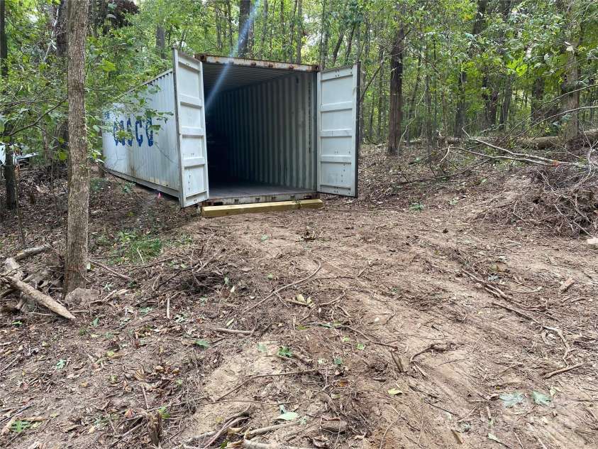 8333 Catawba Cove Drive, Belmont, NC 28012.  MLS# CAR4278915, YatesRealty ID 28739. 