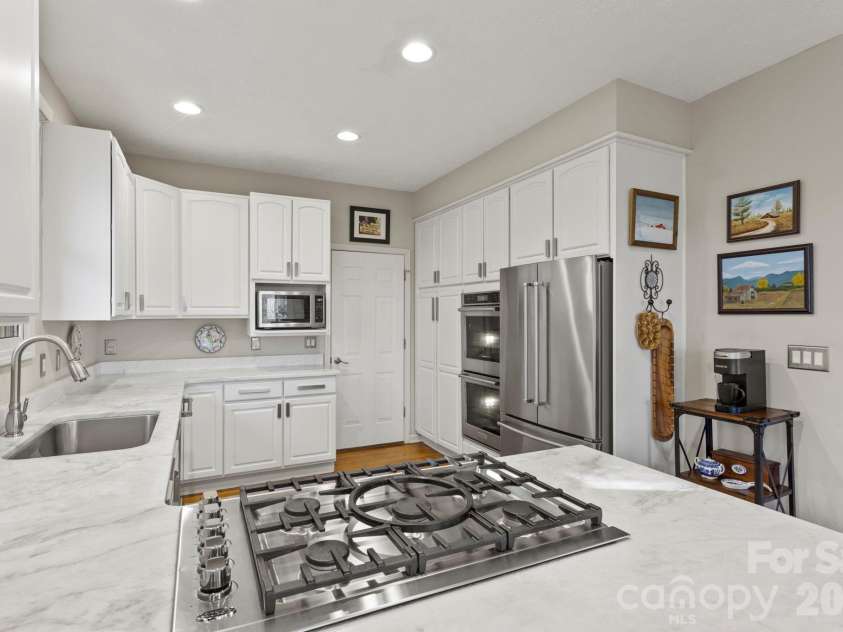 103 Bellshire Drive, Flat Rock, NC 28731.  MLS# CAR4352337, YatesRealty ID 2874. 