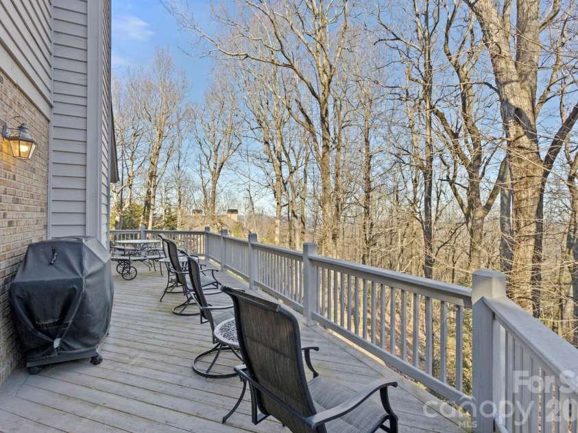 103 Bellshire Drive, Flat Rock, NC 28731.  MLS# CAR4352337, YatesRealty ID 2874. 