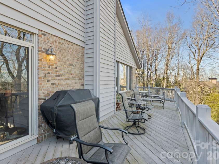 103 Bellshire Drive, Flat Rock, NC 28731.  MLS# CAR4352337, YatesRealty ID 2874. 
