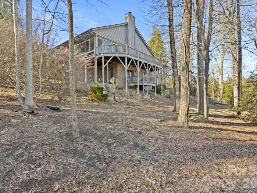 103 Bellshire Drive, Flat Rock, NC 28731.  MLS# CAR4352337, YatesRealty ID 2874. 