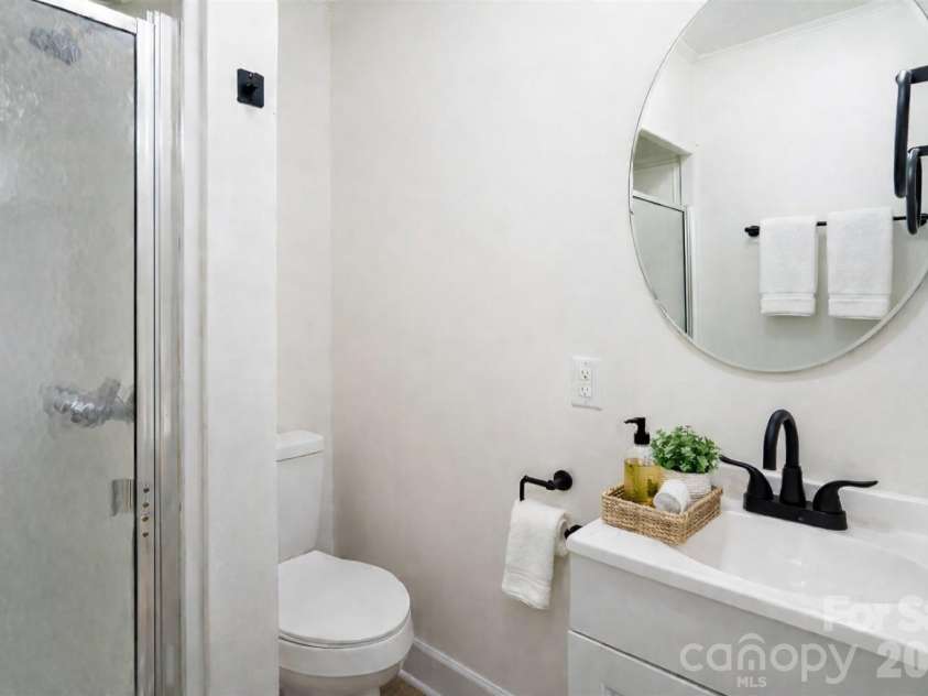 3115 Crestview Drive, Florence, SC 29501.  MLS# CAR4340430, YatesRealty ID 2874. Digitally staged