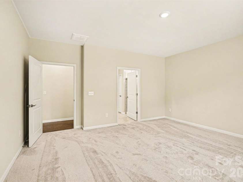 5019 Chegall Crossing Way, Mount Holly, NC 28120.  MLS# CAR4391007, YatesRealty ID 28740. 