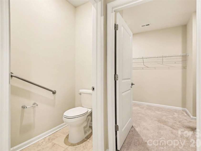 5019 Chegall Crossing Way, Mount Holly, NC 28120.  MLS# CAR4391007, YatesRealty ID 28740. 