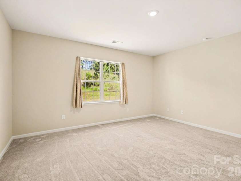 5019 Chegall Crossing Way, Mount Holly, NC 28120.  MLS# CAR4391007, YatesRealty ID 28740. 