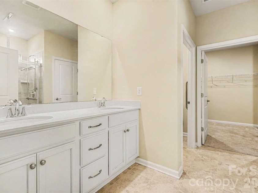 5019 Chegall Crossing Way, Mount Holly, NC 28120.  MLS# CAR4391007, YatesRealty ID 28740. 