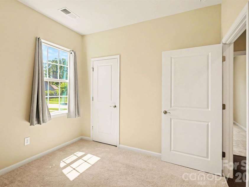 5019 Chegall Crossing Way, Mount Holly, NC 28120.  MLS# CAR4391007, YatesRealty ID 28740. 