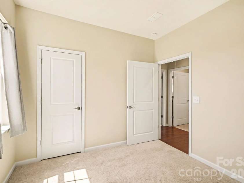 5019 Chegall Crossing Way, Mount Holly, NC 28120.  MLS# CAR4391007, YatesRealty ID 28740. 
