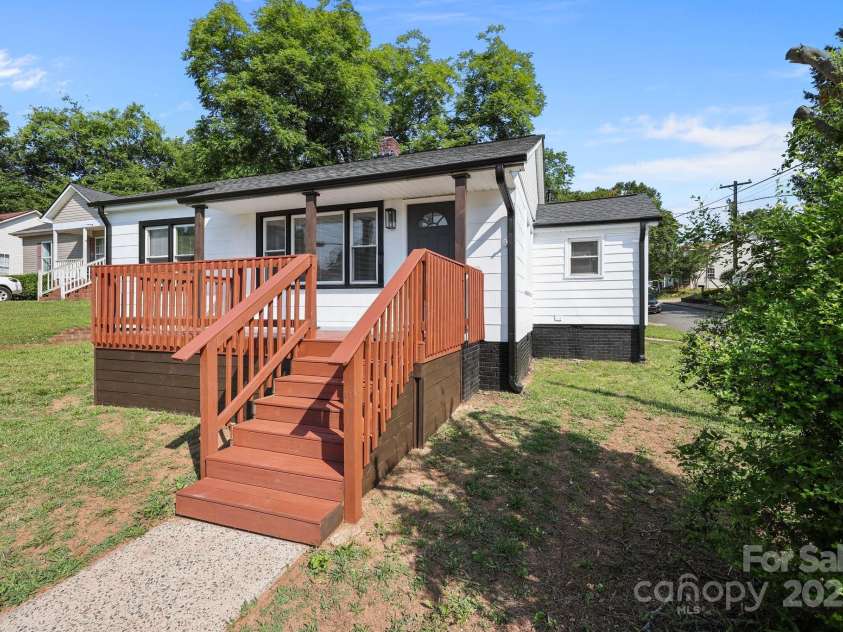 59 Mckinnon Avenue, Concord, NC 28025.  MLS# CAR4280953, YatesRealty ID 28740. 