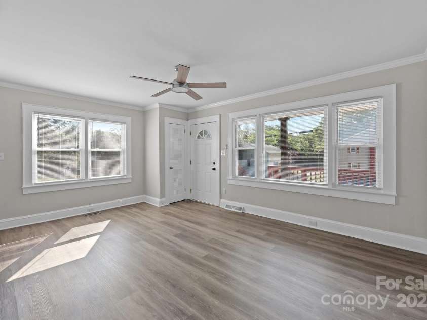 59 Mckinnon Avenue, Concord, NC 28025.  MLS# CAR4280953, YatesRealty ID 28740. 