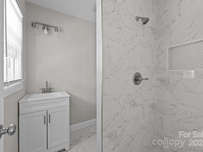 59 Mckinnon Avenue, Concord, NC 28025.  MLS# CAR4280953, YatesRealty ID 28740. 