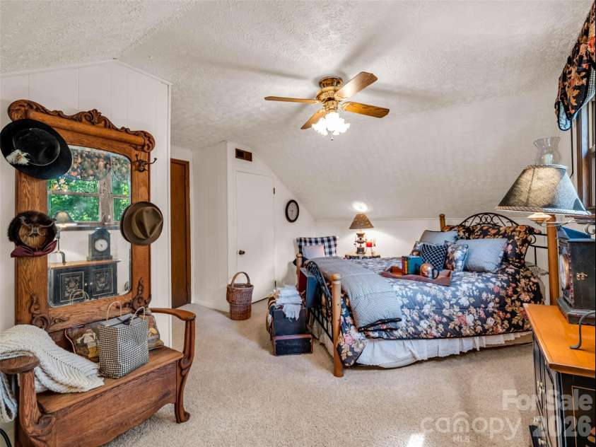 1208 Forest Lake Heights Drive, Nebo, NC 28761.  MLS# CAR4391065, YatesRealty ID 28742. 