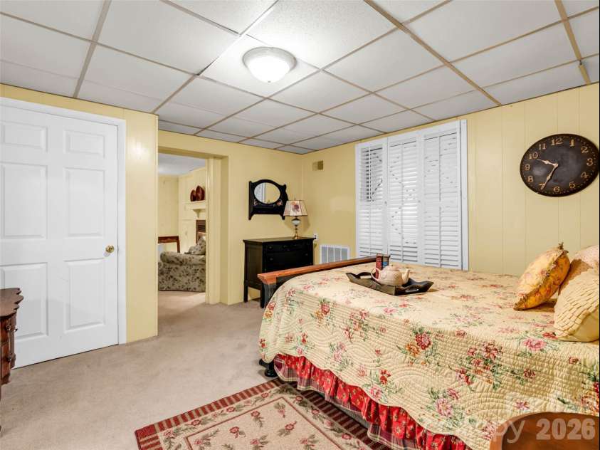 1208 Forest Lake Heights Drive, Nebo, NC 28761.  MLS# CAR4391065, YatesRealty ID 28742. 